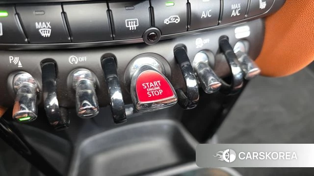 Mini Cooper S Convertible id 4976500 из Кореи 29