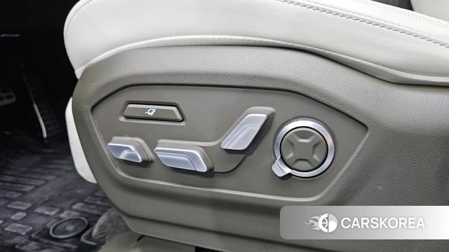 Hyundai Santa Fe (MX5) id 5011381 из Кореи 29