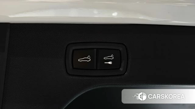 Porsche Makan EV id 4879580 из Кореи 29