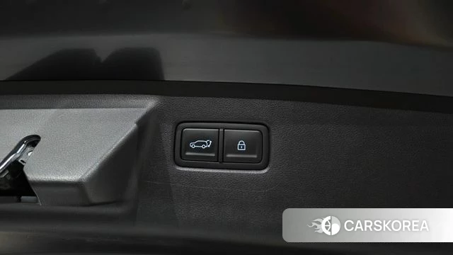 Hyundai Santa Fe (MX5) id 5039154 из Кореи 29