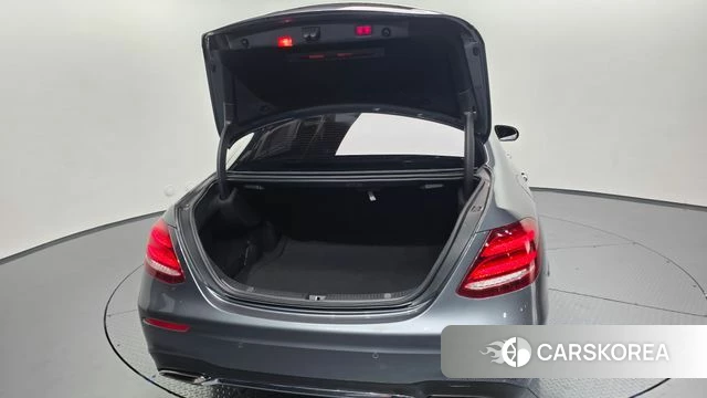 Mercedes-Benz E-Class W213 id 5023750 из Кореи 29