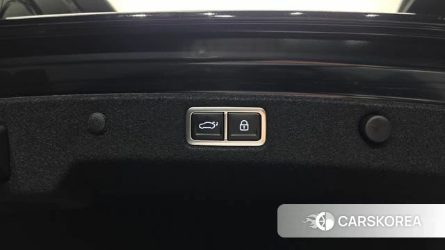 Hyundai Grandeur Hybrid (GN7) id 4964173 из Кореи 29