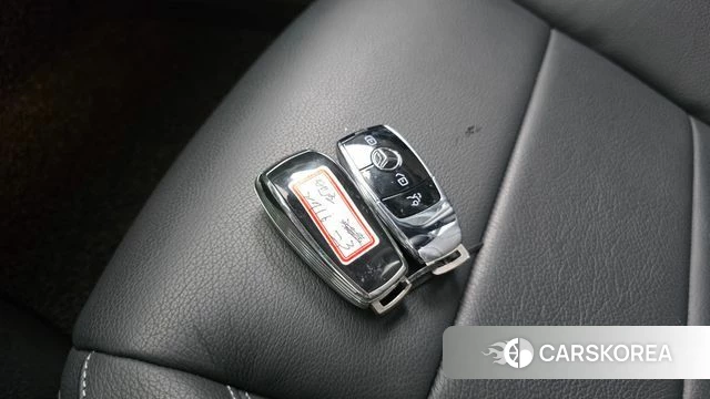 Mercedes-Benz E-Class W213 id 5012778 из Кореи 29