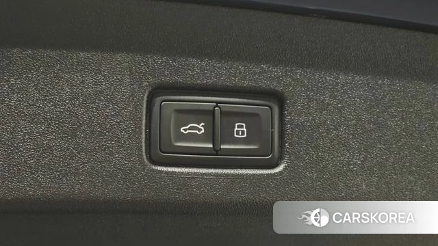 Audi Q4 e-Tron (F4) id 4928035 из Кореи 29
