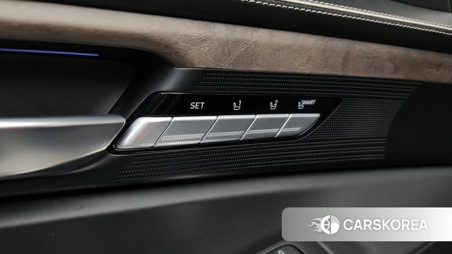 Genesis G90 id 4930935 из Кореи 30