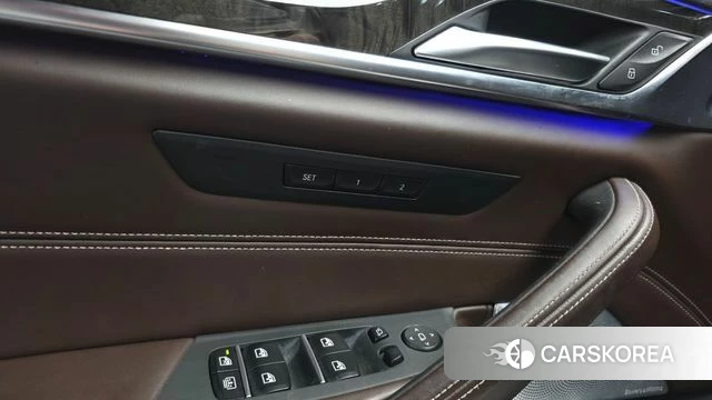 BMW 5 Series (G30) id 5014036 из Кореи 30