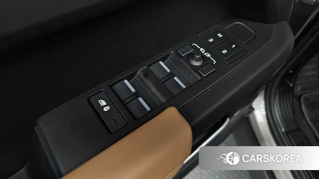 Land Rover Defender (L663) id 4916261 из Кореи 30