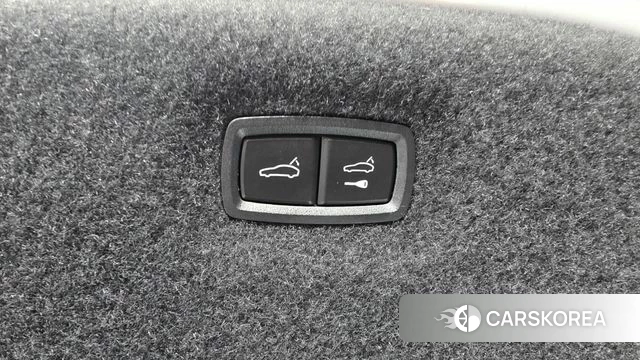 Porsche Taycan id 5016396 из Кореи 30