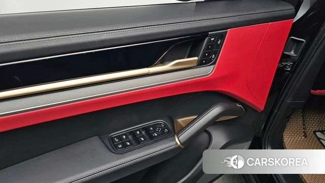 Porsche Cayenne (PO536) id 4934716 из Кореи 30