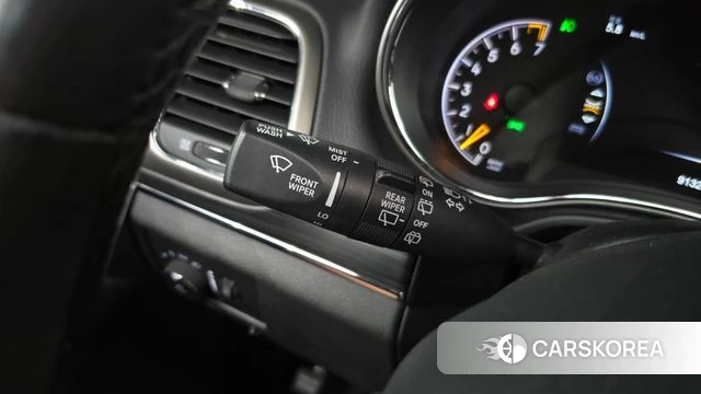 Jeep Grand Cherokee id 4918416 из Кореи 30