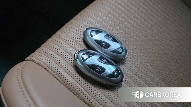 Hyundai Grandeur Hybrid (GN7) id 4996016 из Кореи 30