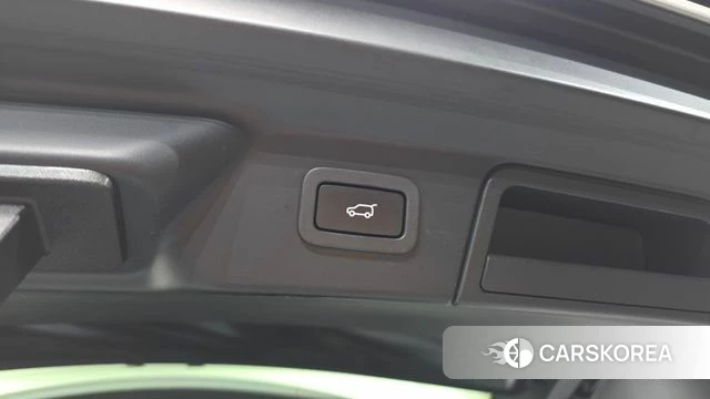 Land Rover Range Rover Velar id 4937322 из Кореи 30