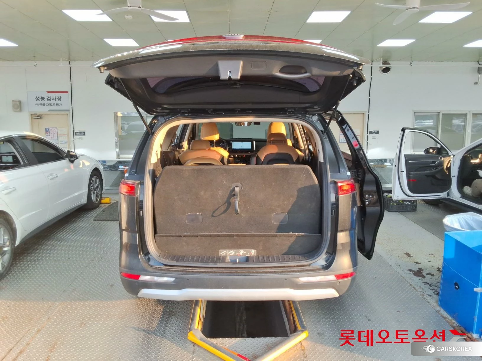 Kia Carnival id 4984662 из Кореи 30