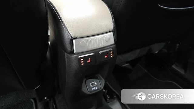 Jeep Renegade id 4992090 из Кореи 30