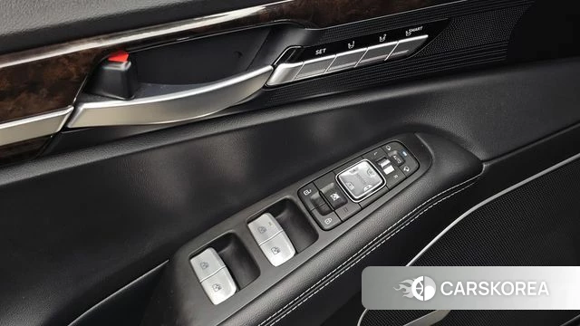 Genesis G90 id 4988113 из Кореи 30