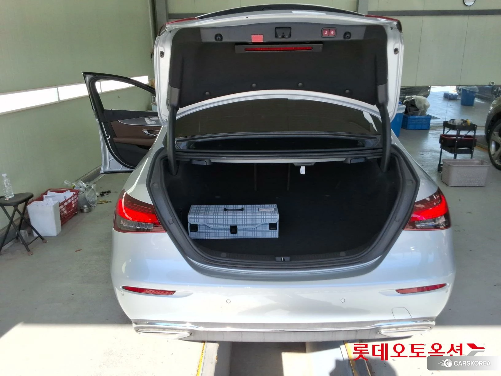 Mercedes-Benz Mercedes-Benz E350 4MATIC id 4989966 из Кореи 30