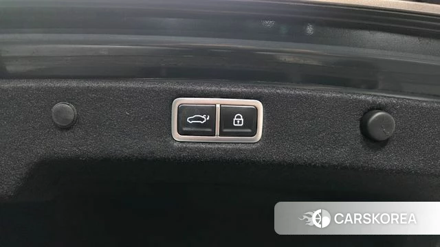 Hyundai Grandeur (GN7) id 5026885 из Кореи 30
