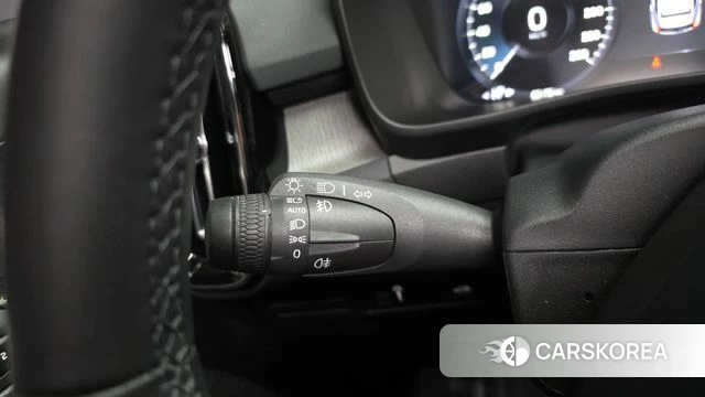 Volvo XC40 id 4929615 из Кореи 31