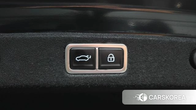 Hyundai Grandeur (GN7) id 4941910 из Кореи 31
