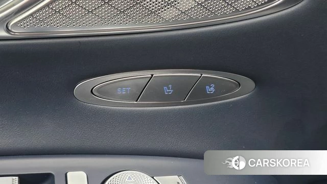 Genesis GV70 id 5011911 из Кореи 31