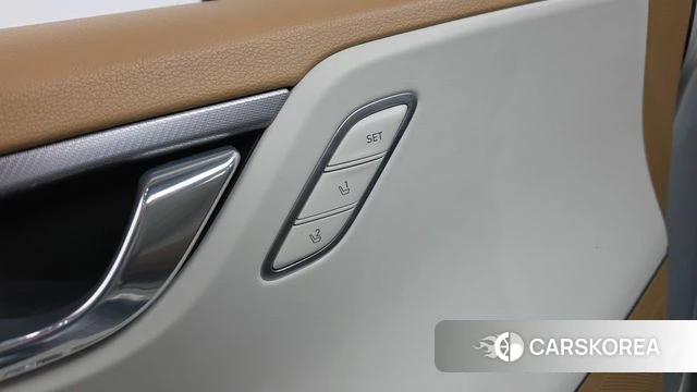 Hyundai The New Grandeur IG Hybrid id 5013307 из Кореи 31