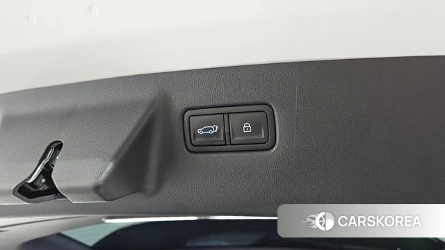 Hyundai Santa Fe (MX5) id 4941239 из Кореи 31