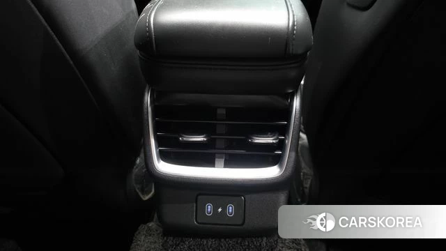 Hyundai Grandeur (GN7) id 5046521 из Кореи 31
