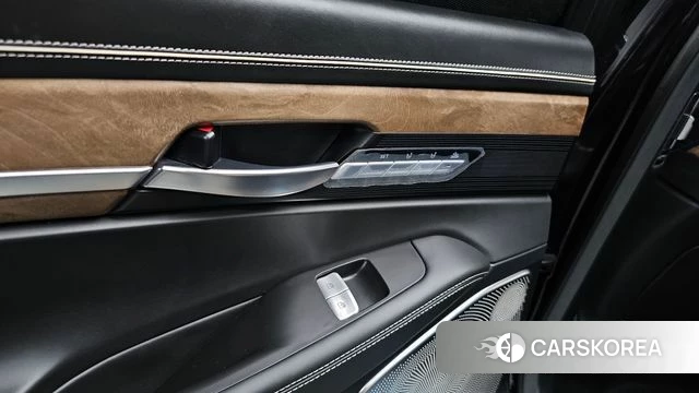 Genesis G90 id 4998257 из Кореи 31