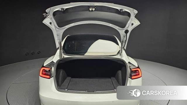 Tesla Model 3 id 4726506 из Кореи 31