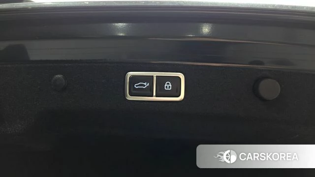 Hyundai Grandeur (GN7) id 5015911 из Кореи 31