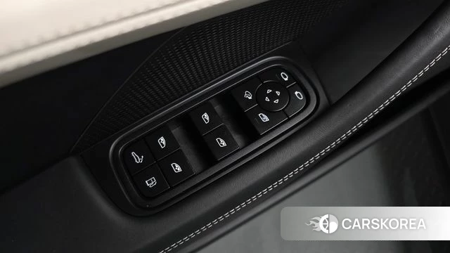 Porsche Panamera (976) id 5020944 из Кореи 31