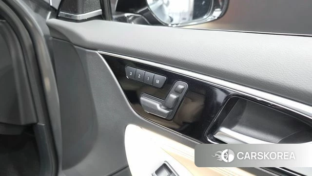 Infiniti QX30 id 4882137 из Кореи 31