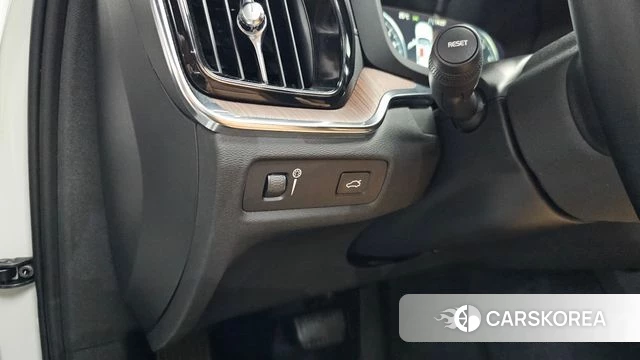 Volvo S60 3rd generation id 4541851 из Кореи 32