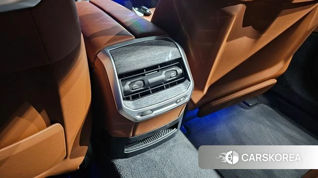 BMW 7 Series (G70) id 4985879 из Кореи 31