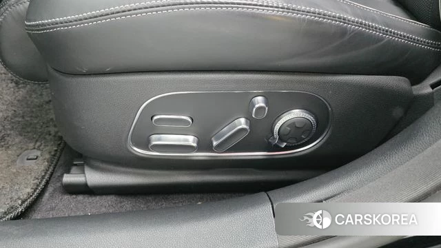 Genesis G90 (RS4) id 4922495 из Кореи 31