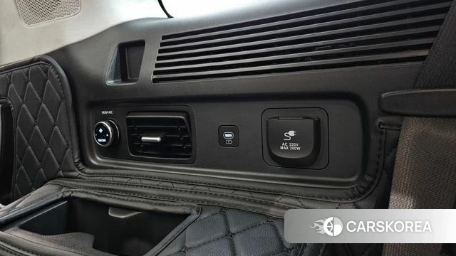 Hyundai Santa Fe (MX5) id 4566154 из Кореи 31