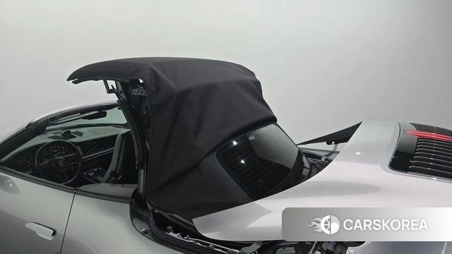 Porsche 911(992) id 4997709 из Кореи 31
