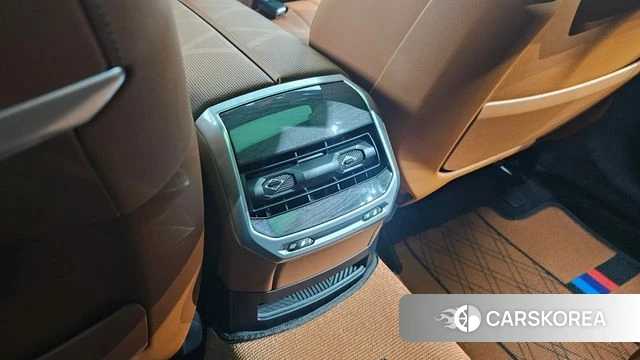 BMW 7 Series (G70) id 5020799 из Кореи 31