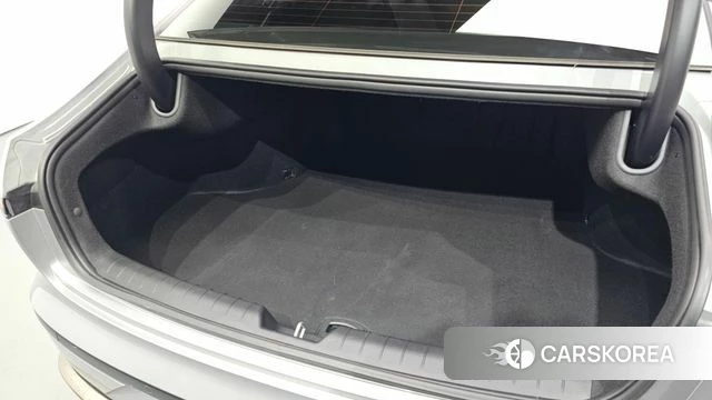 Hyundai Grandeur (GN7) id 4783896 из Кореи 31