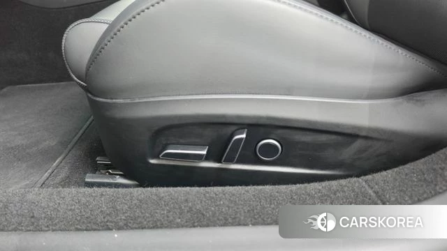 Tesla Model 3 id 4767729 из Кореи 31