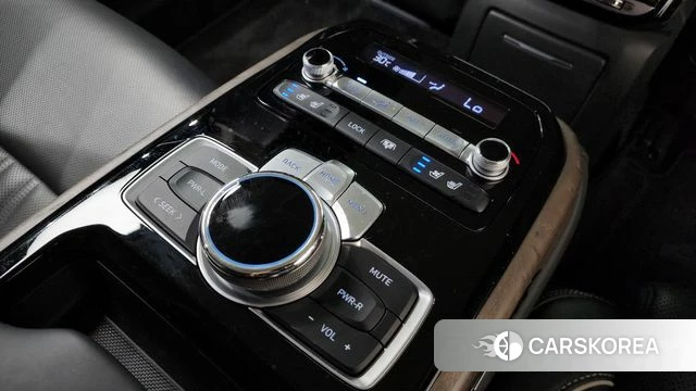 Genesis G90 id 4930935 из Кореи 32