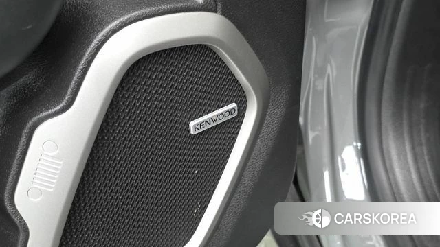 Jeep Renegade id 4992090 из Кореи 32