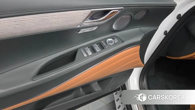 Genesis GV80 id 4921406 из Кореи 32