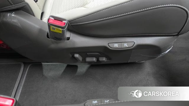 Kia The New Carnival 4th Generation id 5032980 из Кореи 32