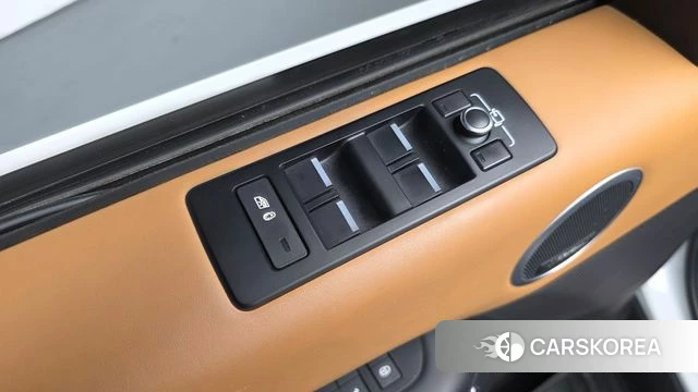 Land Rover Discovery 5 id 4900761 из Кореи 32