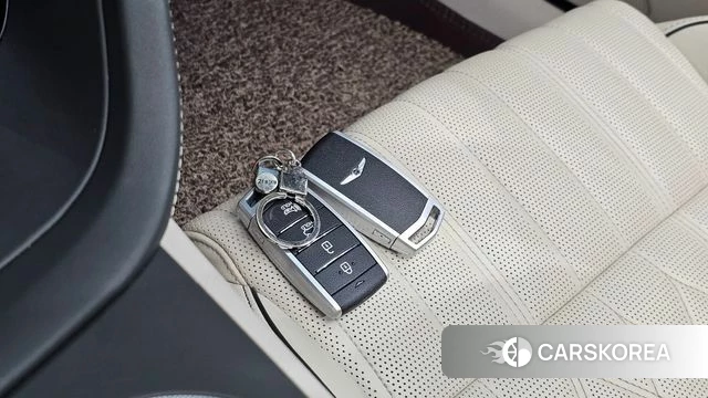 Genesis G70 id 5035429 из Кореи 32