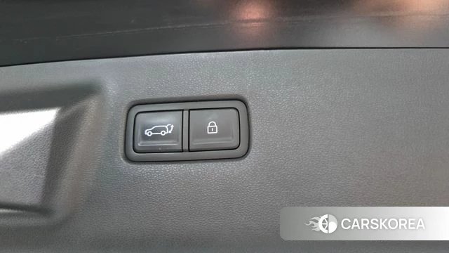 Hyundai Santa Fe (MX5) id 4985150 из Кореи 32
