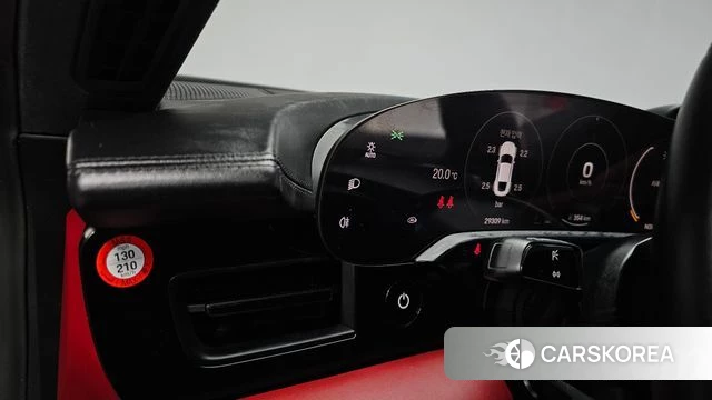 Porsche Taycan id 4921833 из Кореи 32