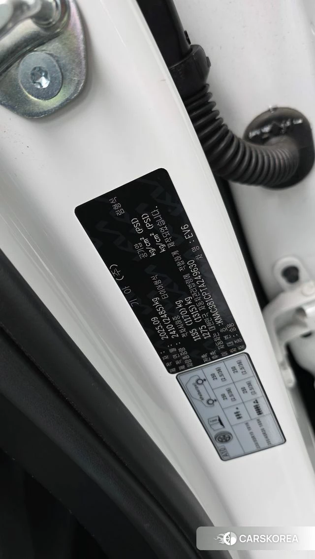 Kia The New EV6 id 5026084 из Кореи 32