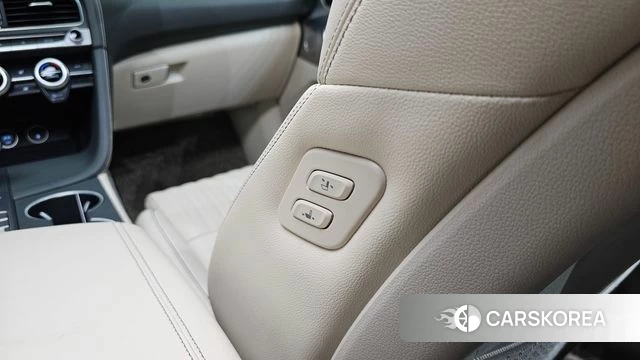 Genesis The New G70 id 4987384 из Кореи 33